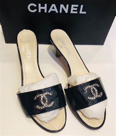 sandali chanel 2018|Chanel sandals cc logo.